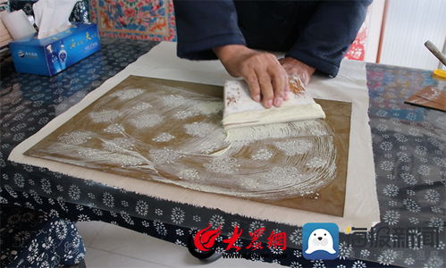 山東手造 濱州精品丨剪紙藝術(shù)和印染技藝相結(jié)合 博興藍(lán)印花布與時(shí)俱進(jìn)走出新路子
